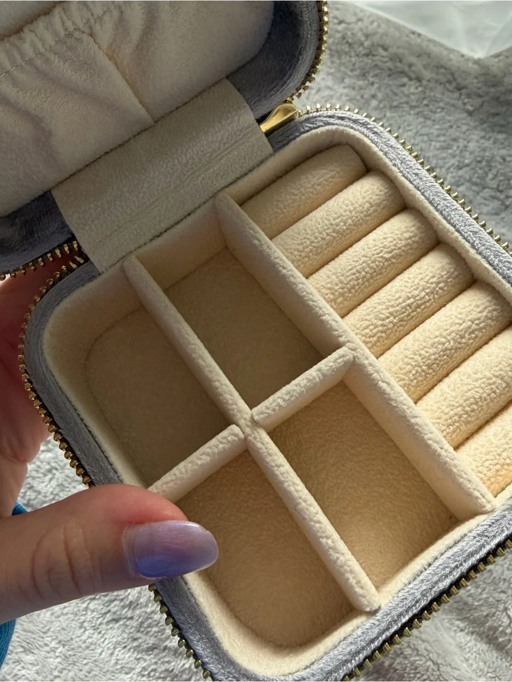 N/A jewelry box